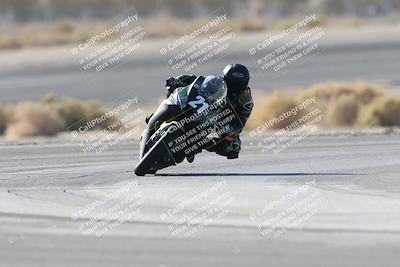 media/Dec-05-2025-CVMA Friday Practice (Fri) [[303bad9a84]]/4-Racer 4-Trackday 1/Session 2 (Turn 14)/